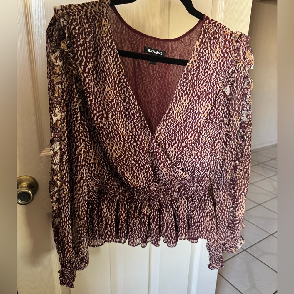 Express Women's Burgundy and White Blouse